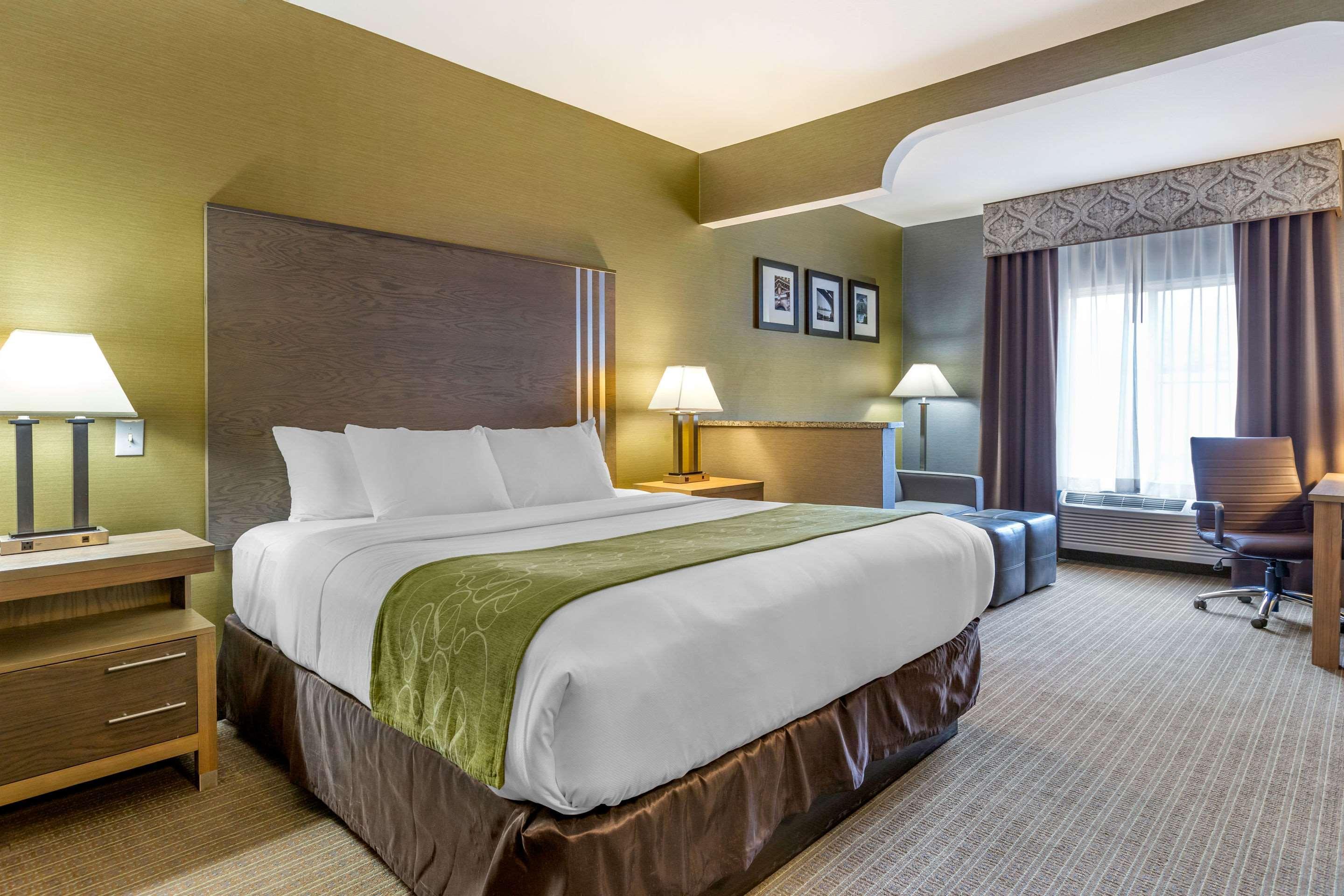 Comfort Suites Southgate-Detroit Zewnętrze zdjęcie