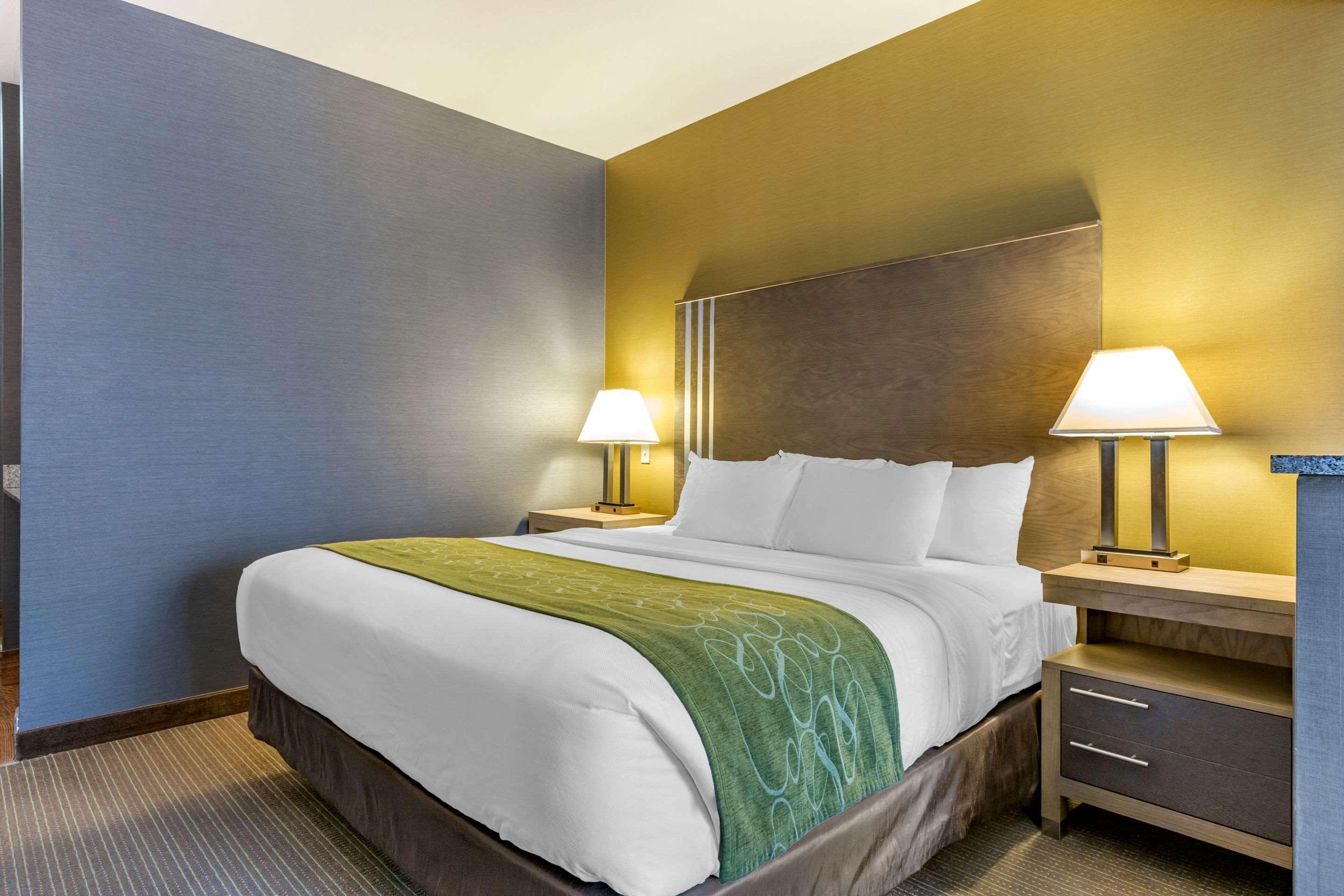 Comfort Suites Southgate-Detroit Zewnętrze zdjęcie