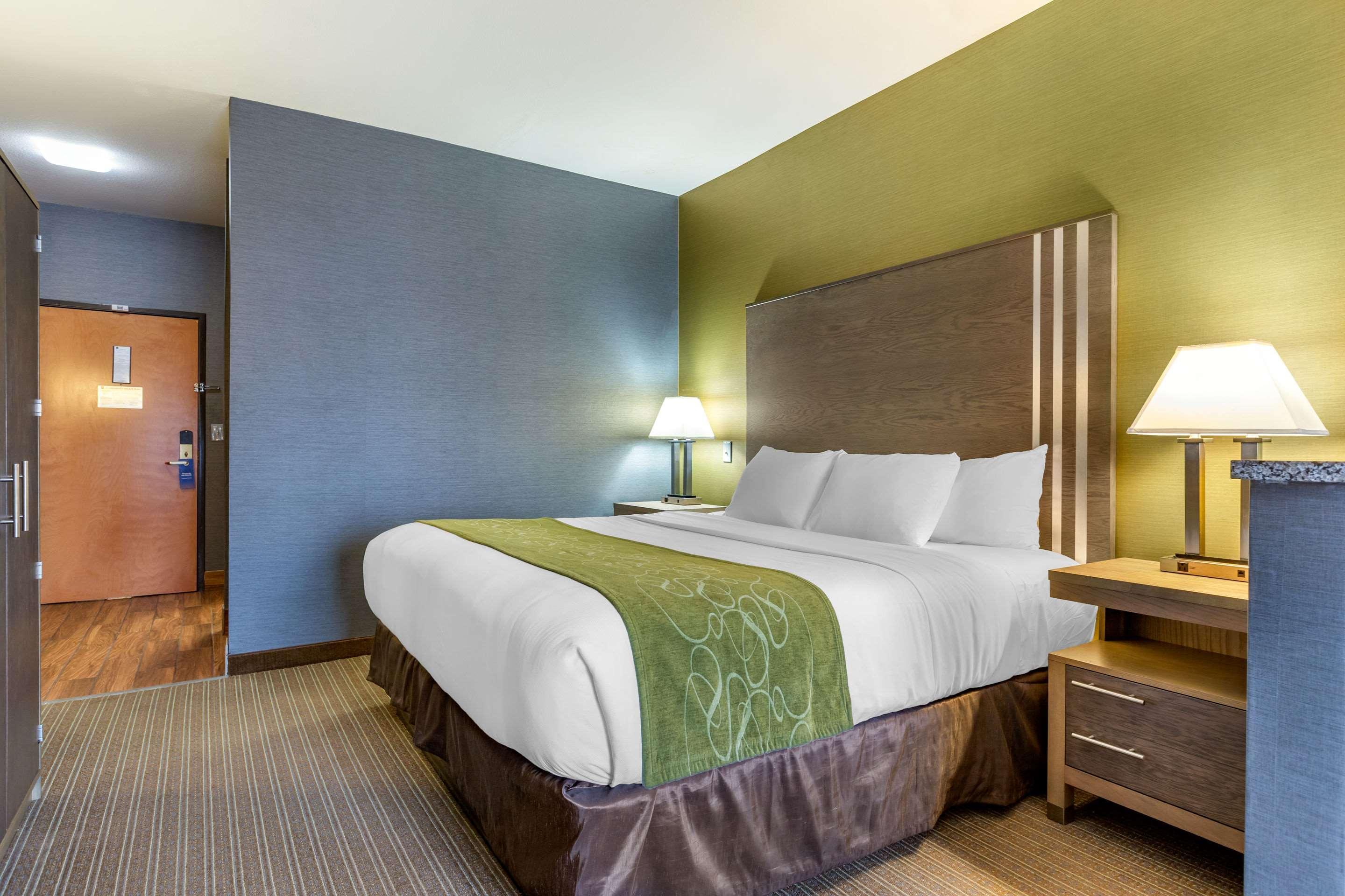 Comfort Suites Southgate-Detroit Zewnętrze zdjęcie